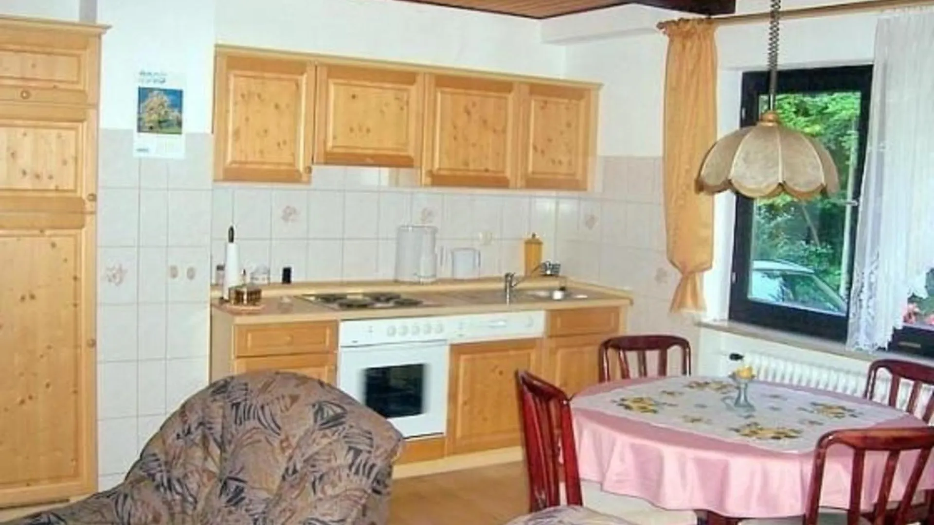 Erdgeschoss-Wohnung Mit Privater Terrasse Fuer Sechs Personen غوسوينستين