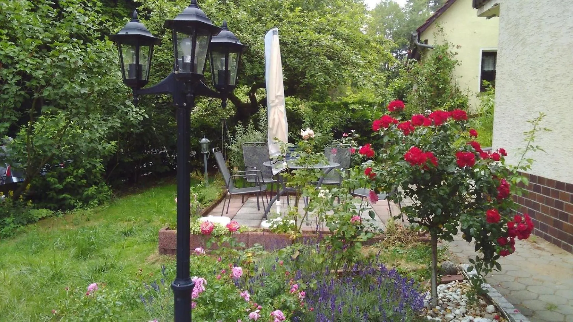Erdgeschoss-Wohnung Mit Privater Terrasse Fuer Sechs Personen غوسوينستين